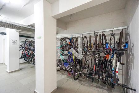 Apartamento para alugar com 81m², 2 quartos e 1 vaga Apartamento para alugar com 81m², 2 quartos e 1 vagaBicicletário