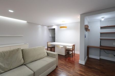 Apartamento para alugar com 81m², 2 quartos e 1 vaga Apartamento para alugar com 81m², 2 quartos e 1 vagaSala