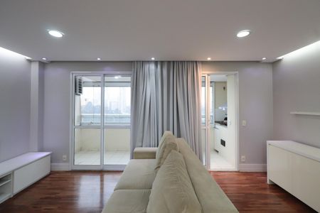 Apartamento para alugar com 81m², 2 quartos e 1 vaga Apartamento para alugar com 81m², 2 quartos e 1 vagaSala