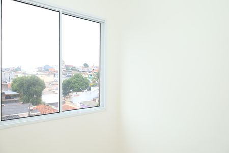 Quarto 1 de apartamento para alugar com 2 quartos, 29m² em Vila Santana, São Paulo