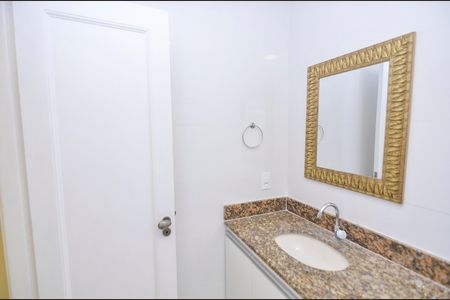 Apartamento para alugar com 45m², 2 quartos e sem vaga Apartamento para alugar com 45m², 2 quartos e sem vagaBanheiro