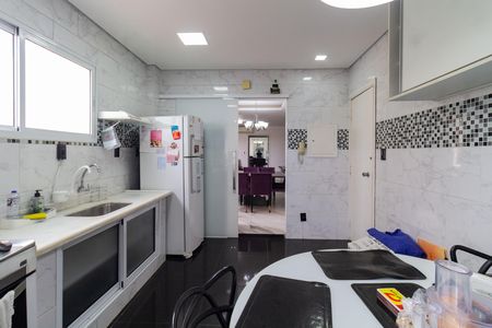Apartamento à venda com 136m², 3 quartos e sem vaga Apartamento à venda com 136m², 3 quartos e sem vagaCozinha
