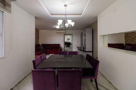 Apartamento à venda com 136m², 3 quartos e sem vaga Apartamento à venda com 136m², 3 quartos e sem vagaSala