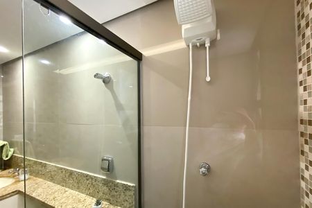 Apartamento à venda com 85m², 3 quartos e 1 vaga Apartamento à venda com 85m², 3 quartos e 1 vagaBanheiro