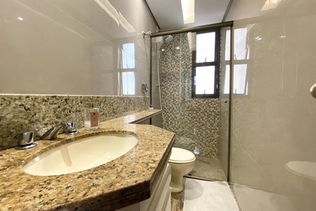 Apartamento à venda com 85m², 3 quartos e 1 vaga Apartamento à venda com 85m², 3 quartos e 1 vagaBanheiro