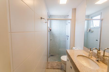 Banheiro da Suíte de apartamento à venda com 4 quartos, 174m² em Ipiranga, Belo Horizonte