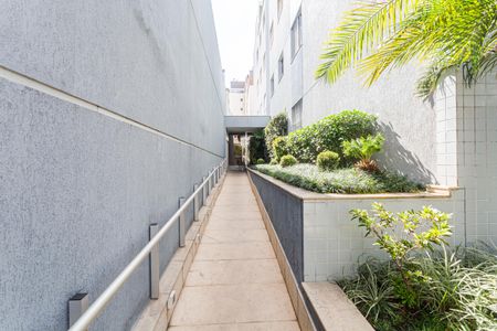 Apartamento à venda com 174m², 4 quartos e 3 vagas Apartamento à venda com 174m², 4 quartos e 3 vagasHall de entrada