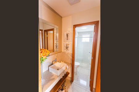 Apartamento à venda com 174m², 4 quartos e 3 vagas Apartamento à venda com 174m², 4 quartos e 3 vagasBanheiro Social 2 na Cobertura