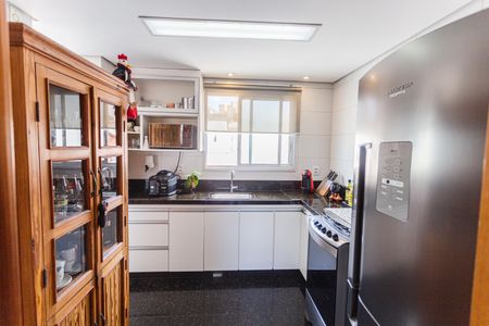 Apartamento à venda com 174m², 4 quartos e 3 vagas Apartamento à venda com 174m², 4 quartos e 3 vagasCozinha