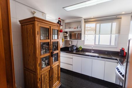 Cozinha de apartamento à venda com 4 quartos, 174m² em Ipiranga, Belo Horizonte