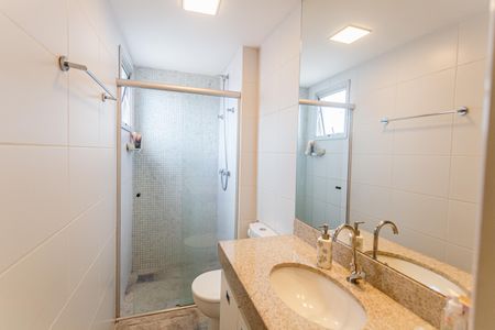 Apartamento à venda com 174m², 4 quartos e 3 vagas Apartamento à venda com 174m², 4 quartos e 3 vagasBanheiro da Suíte