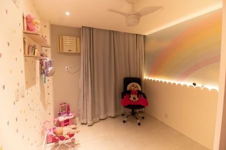 Apartamento à venda com 240m², 3 quartos e 3 vagas Apartamento à venda com 240m², 3 quartos e 3 vagasQuarto 1