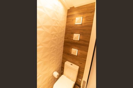 Apartamento à venda com 240m², 3 quartos e 3 vagas Apartamento à venda com 240m², 3 quartos e 3 vagasLavabo