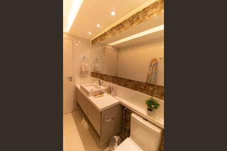 Apartamento à venda com 240m², 3 quartos e 3 vagas Apartamento à venda com 240m², 3 quartos e 3 vagasBanheiro Social