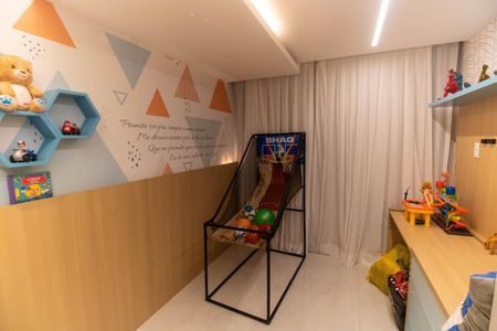 Apartamento à venda com 240m², 3 quartos e 3 vagas Apartamento à venda com 240m², 3 quartos e 3 vagasQuarto 2