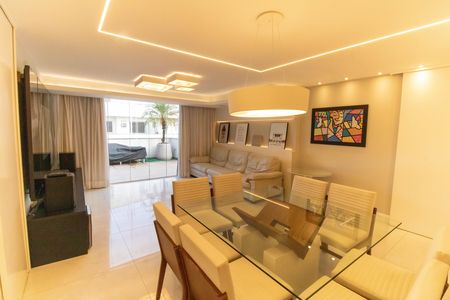 Sala de apartamento para alugar com 3 quartos, 240m² em Santa Rosa, Niterói
