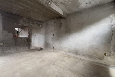 Casa à venda com 171m², 2 quartos e 2 vagas Casa à venda com 171m², 2 quartos e 2 vagasGaragem