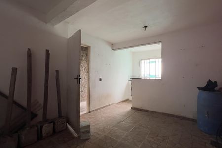 Casa à venda com 171m², 2 quartos e 2 vagas Casa à venda com 171m², 2 quartos e 2 vagasEdícula