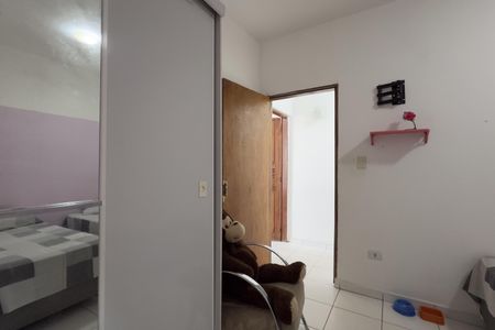 Casa à venda com 171m², 2 quartos e 2 vagas Casa à venda com 171m², 2 quartos e 2 vagasQuarto 2
