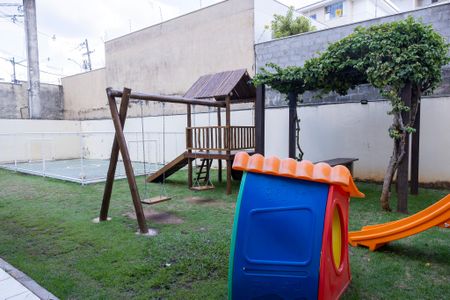 Apartamento para alugar com 52m², 2 quartos e 1 vaga Apartamento para alugar com 52m², 2 quartos e 1 vagaÁrea comum - Playground