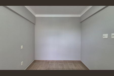Apartamento à venda com 3 quartos, 60m² em Jardim das Maravilhas, Santo André