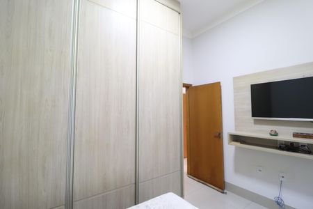 Casa para alugar com 250m², 4 quartos e 2 vagasQuarto 3