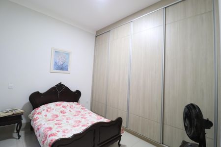 Casa para alugar com 250m², 4 quartos e 2 vagasQuarto 4