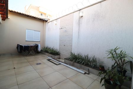 Casa para alugar com 250m², 4 quartos e 2 vagasÁrea de Serviço