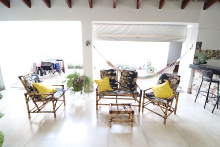 Casa para alugar com 250m², 4 quartos e 2 vagasVaranda gourmet