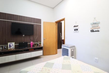 Casa para alugar com 250m², 4 quartos e 2 vagasQuarto 1