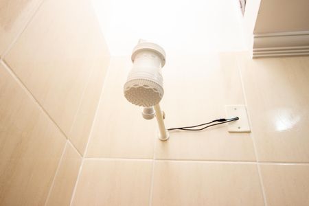 Casa de condomínio à venda com 65m², 2 quartos e 1 vaga Casa de condomínio à venda com 65m², 2 quartos e 1 vagaBanheiro Social