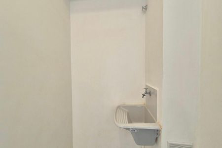 Apartamento à venda com 37m², 2 quartos e 1 vaga Apartamento à venda com 37m², 2 quartos e 1 vagaÁrea de Serviço