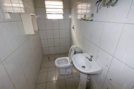 Banheiro de casa para alugar com 1 quarto, 280m² em Burgo Paulista, São Paulo