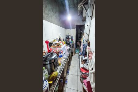 Casa à venda com 200m², 2 quartos e 2 vagas Casa à venda com 200m², 2 quartos e 2 vagasCozinha