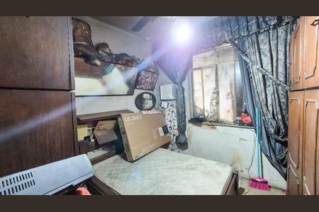 Casa à venda com 200m², 2 quartos e 2 vagas Casa à venda com 200m², 2 quartos e 2 vagasQuarto 1