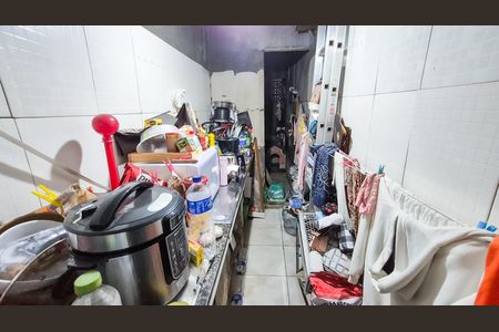 Casa à venda com 200m², 2 quartos e 2 vagas Casa à venda com 200m², 2 quartos e 2 vagasCozinha