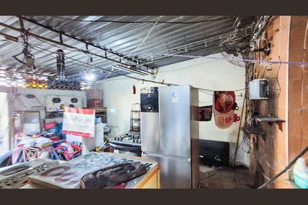 Casa à venda com 200m², 2 quartos e 2 vagas Casa à venda com 200m², 2 quartos e 2 vagasGaragem