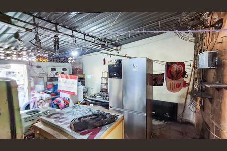 Casa à venda com 200m², 2 quartos e 2 vagas Casa à venda com 200m², 2 quartos e 2 vagasGaragem