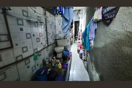 Casa à venda com 200m², 2 quartos e 2 vagas Casa à venda com 200m², 2 quartos e 2 vagasárea de serviço