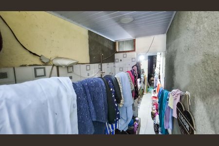 Casa à venda com 200m², 2 quartos e 2 vagas Casa à venda com 200m², 2 quartos e 2 vagasárea de serviço