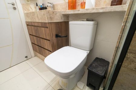 Apartamento para alugar com 60m², 2 quartos e 1 vaga Apartamento para alugar com 60m², 2 quartos e 1 vagaBanheiro