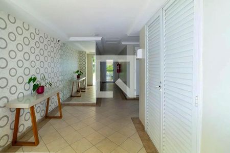 Apartamento para alugar com 60m², 2 quartos e 1 vaga Apartamento para alugar com 60m², 2 quartos e 1 vagaHall de entrada