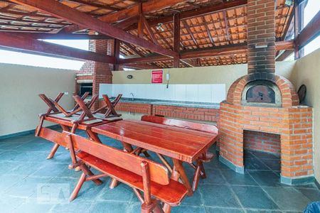 Apartamento para alugar com 60m², 2 quartos e 1 vaga Apartamento para alugar com 60m², 2 quartos e 1 vagaÁrea comum - Churrasqueira