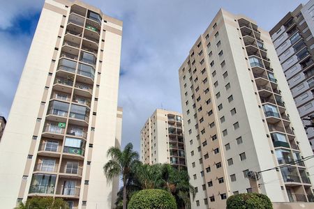 Apartamento para alugar com 60m², 2 quartos e 1 vaga Apartamento para alugar com 60m², 2 quartos e 1 vagaFachada e portaria