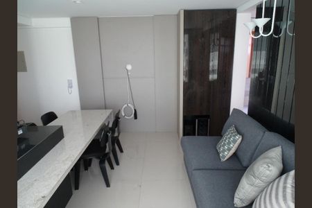 Apartamento para alugar com 42m², 1 quarto e 1 vaga