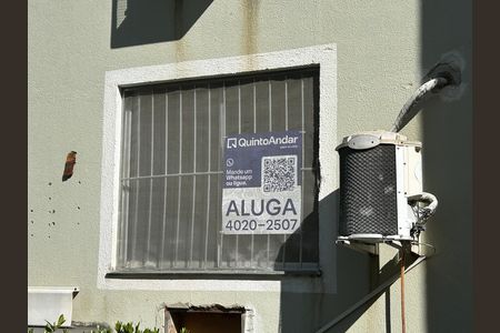 Apartamento para alugar com 45m², 2 quartos e 1 vagaFachada + placa
