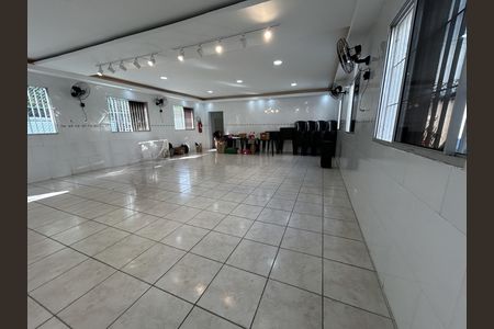Apartamento para alugar com 45m², 2 quartos e 1 vagaÁrea comum - Salão de festas