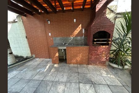 Apartamento para alugar com 45m², 2 quartos e 1 vagaÁrea comum - Churrasqueira