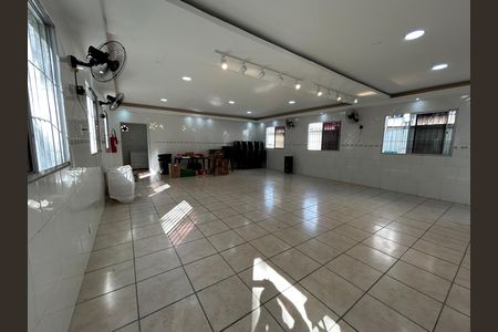 Apartamento para alugar com 45m², 2 quartos e 1 vagaÁrea comum - Salão de festas