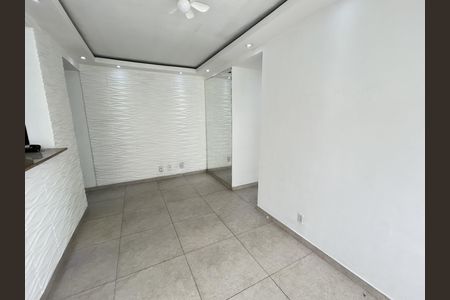 Sala de apartamento para alugar com 2 quartos, 45m² em Honório Gurgel, Rio de Janeiro